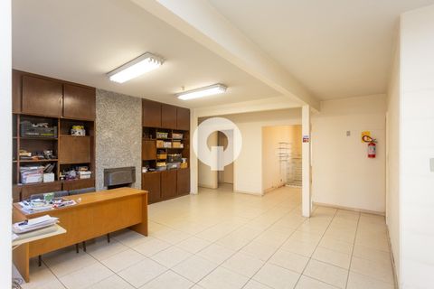 Foto Sala / Conjunto Comercial