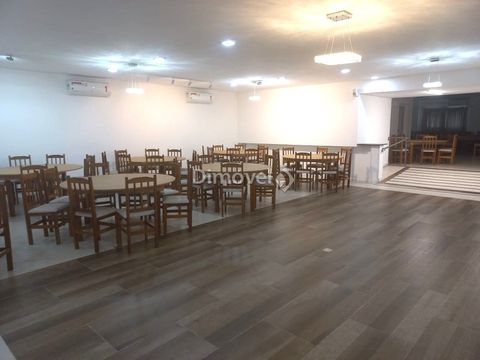 Foto Edifício Inteiro