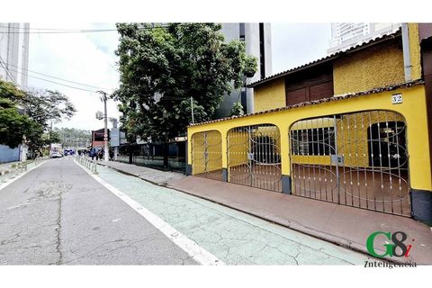 Foto Edifício Inteiro