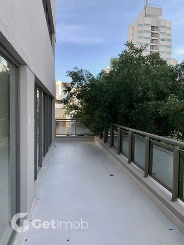 Foto Edifício Inteiro