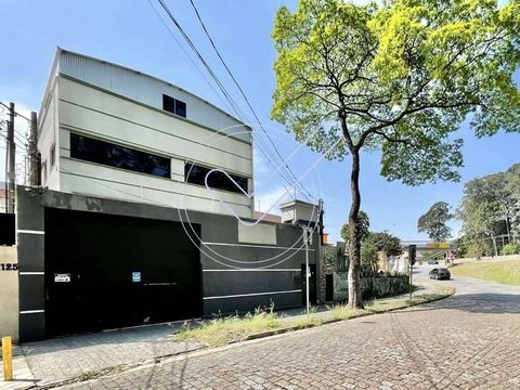 Foto Edifício Inteiro