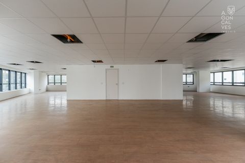 Foto Sala / Conjunto Comercial