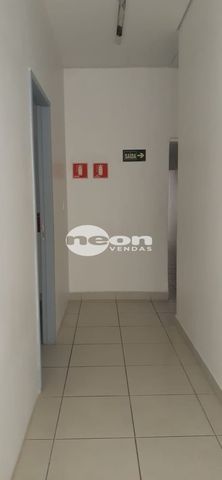 Foto Edifício Inteiro