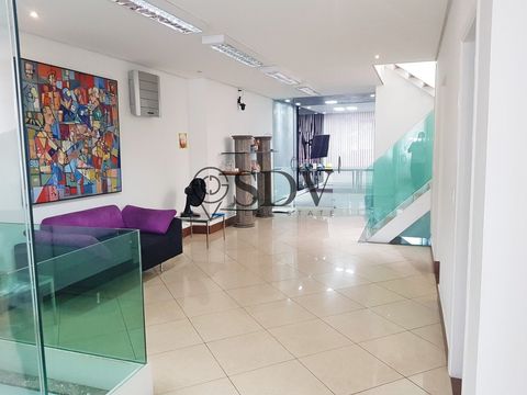Foto Sala / Conjunto Comercial