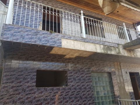 Foto Edifício Inteiro