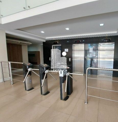 Foto Sala / Conjunto Comercial