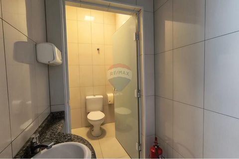 Foto Sala / Conjunto Comercial