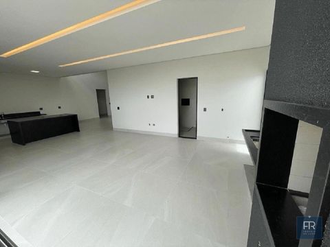 Foto Casa em Condomínio