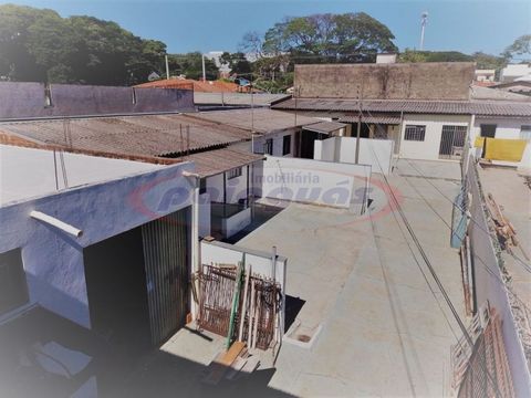 Foto Edifício Inteiro