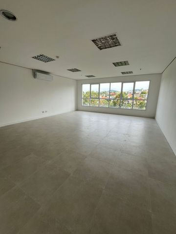 Foto Sala / Conjunto Comercial