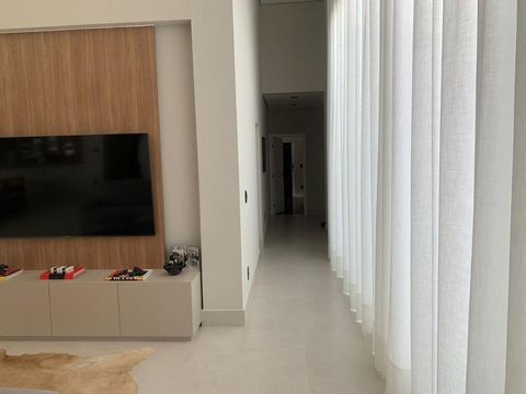 Foto Casa em Condomínio