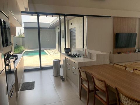 Foto Casa em Condomínio