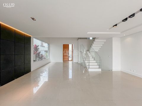 Foto Casa em Condomínio