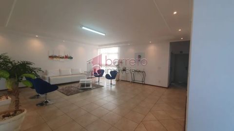 Foto Sala / Conjunto Comercial