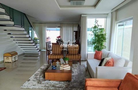 Foto Casa em Condomínio