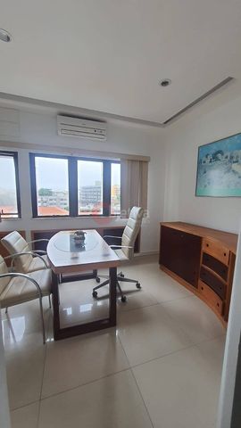 Foto Sala / Conjunto Comercial