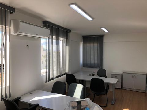 Foto Sala / Conjunto Comercial