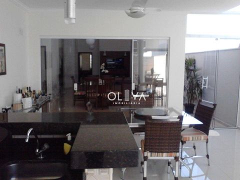 Foto Casa em Condomínio