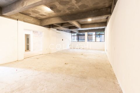 Foto Edifício Inteiro