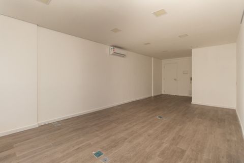 Foto Sala / Conjunto Comercial