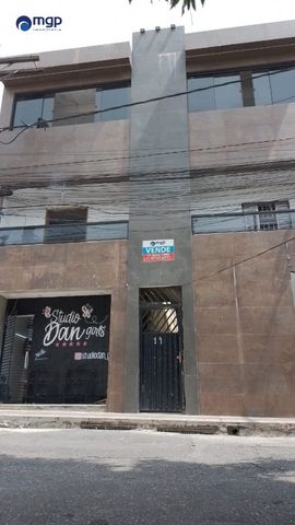 Foto Edifício Inteiro