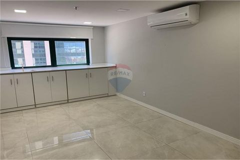Foto Sala / Conjunto Comercial