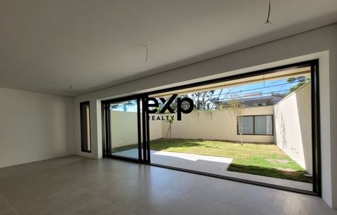 Foto Casa em Condomínio