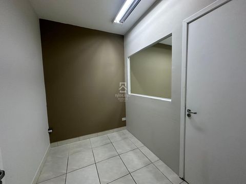 Foto Sala / Conjunto Comercial