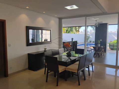 Foto Casa em Condomínio