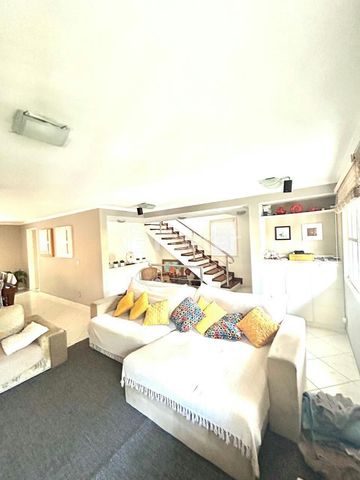 Foto Casa em Condomínio