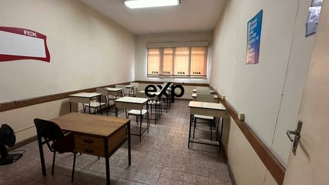 Foto Edifício Inteiro