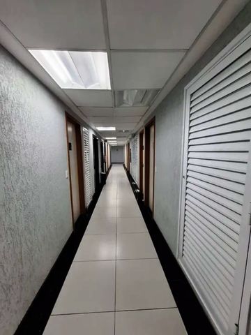 Foto Sala / Conjunto Comercial