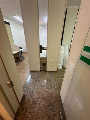 Foto Sala / Conjunto Comercial