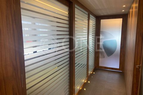 Foto Sala / Conjunto Comercial