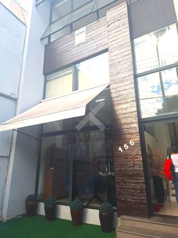 Foto Edifício Inteiro