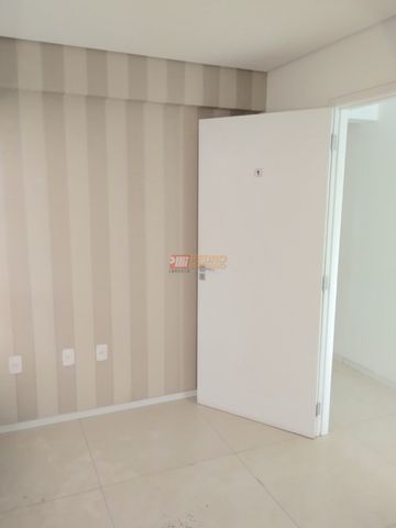 Foto Sala / Conjunto Comercial