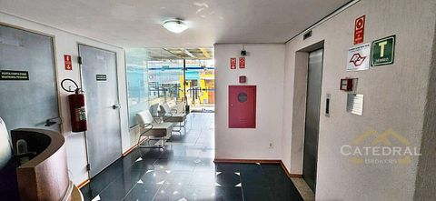 Foto Sala / Conjunto Comercial