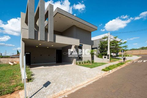 Foto Casa em Condomínio