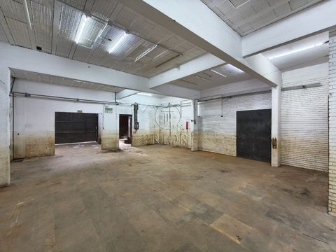 Foto Edifício Inteiro