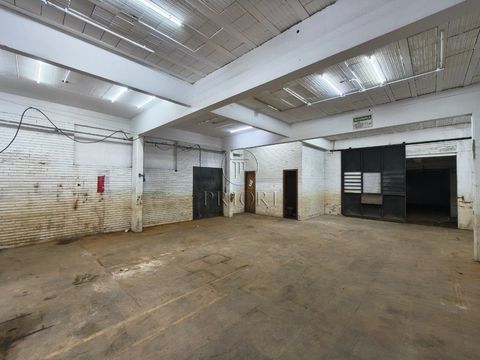 Foto Edifício Inteiro