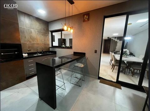 Foto Casa em Condomínio