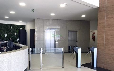 Foto Sala / Conjunto Comercial