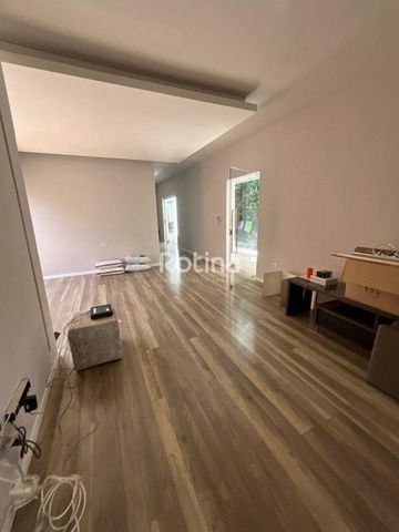 Foto Sala / Conjunto Comercial