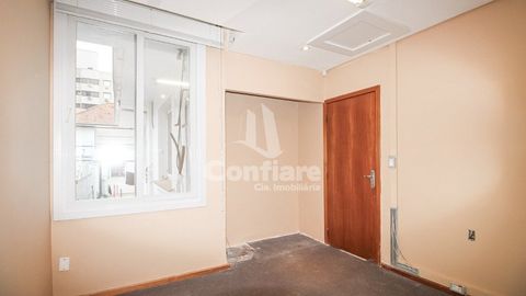 Foto Sala / Conjunto Comercial