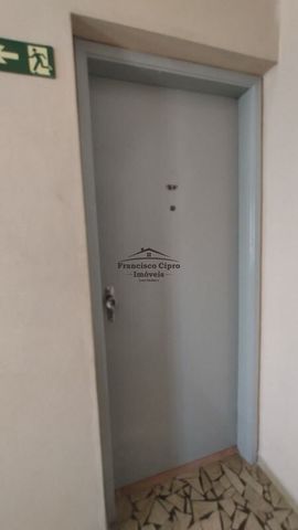 Foto Edifício Inteiro