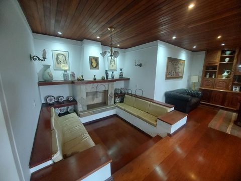 Foto Sala / Conjunto Comercial