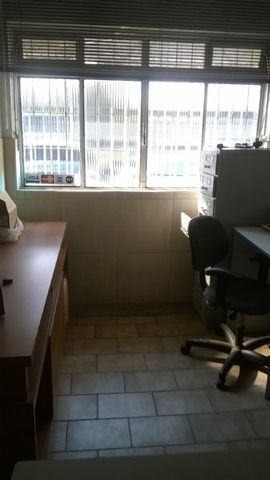 Foto Edifício Inteiro