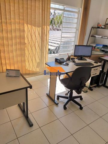 Foto Sala / Conjunto Comercial