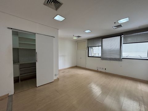 Foto Sala / Conjunto Comercial
