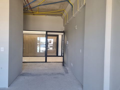 Foto Sala / Conjunto Comercial